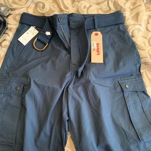 Levis cargo shorts new with tags